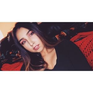 Meet your Posher, Blu